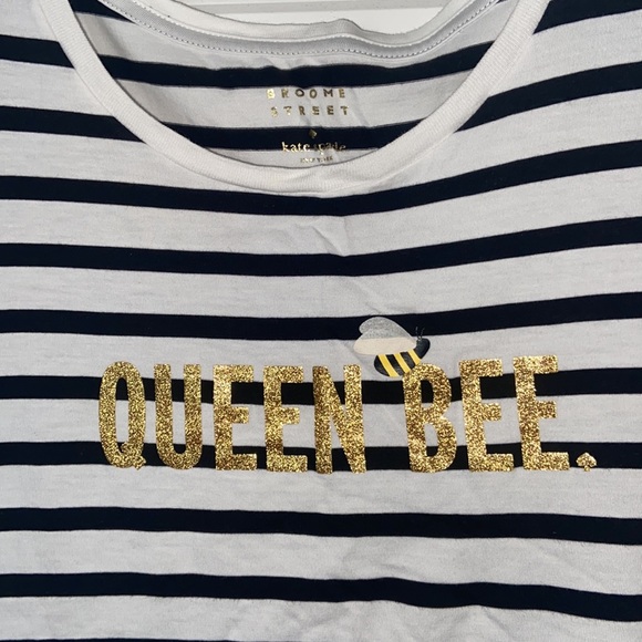 ♠️ Kate Spade Queen Bee Tee ♠️ - Picture 2 of 5